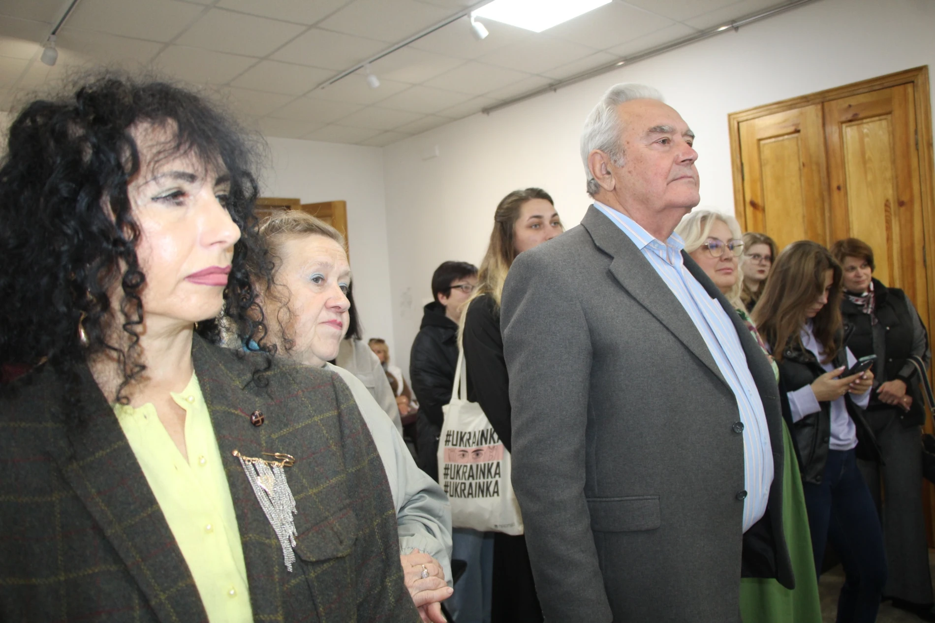 «Дерево життя: текстильний вимір» — у Ніжині відкрилася виставка Євгенії Липовецької