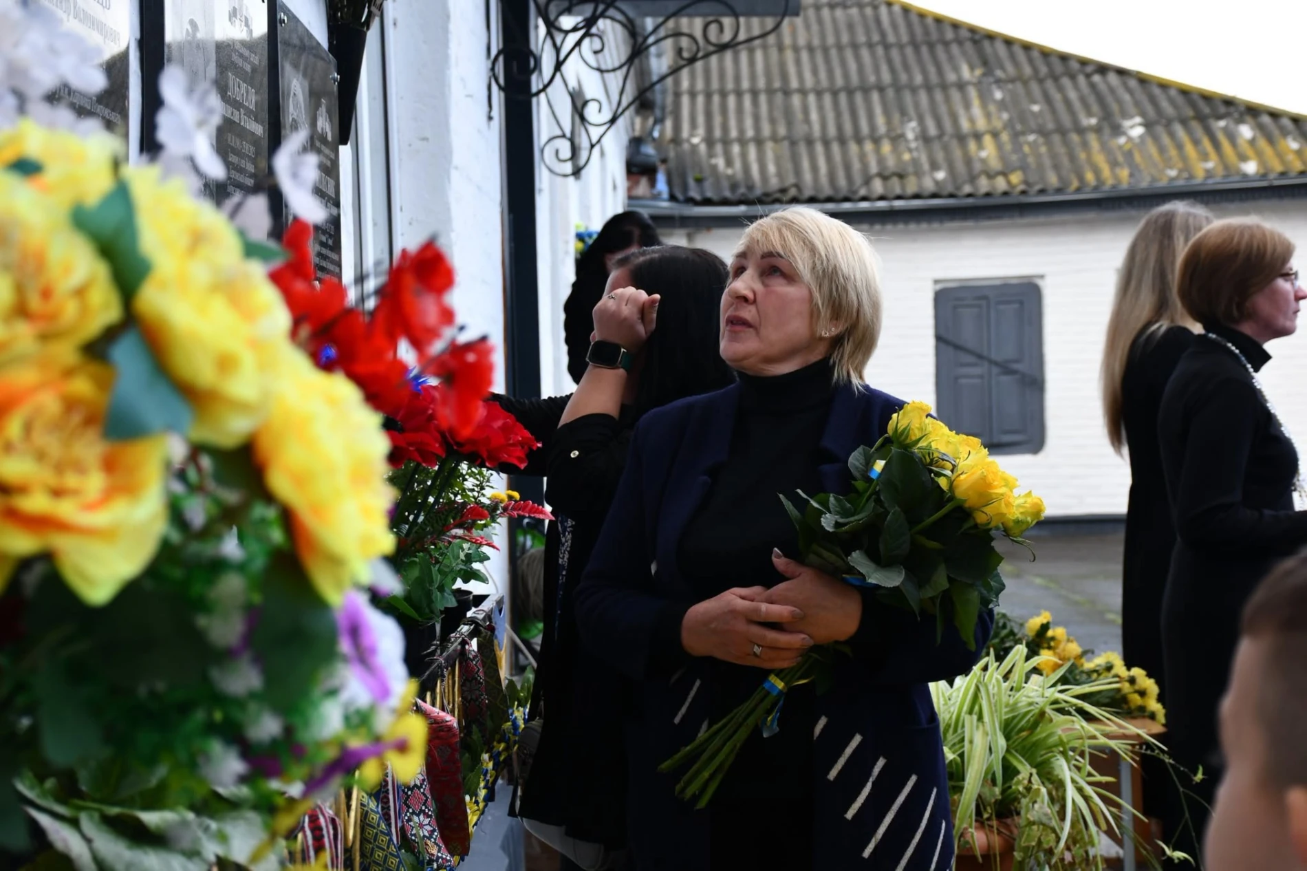 У Ніжинській гімназії №5 відкрили ще чотири меморіальні дошки нашим полеглим захисникам
