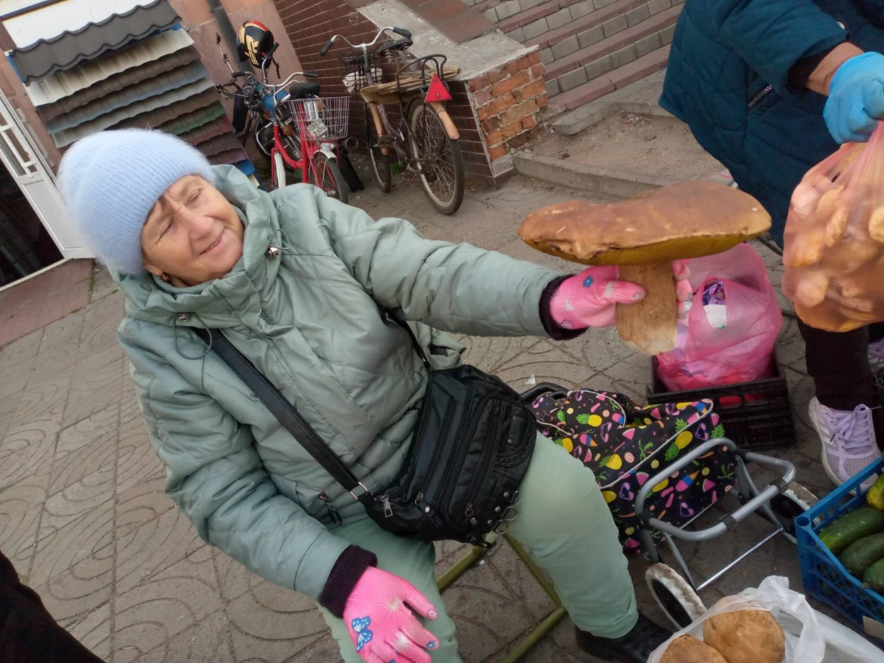 У кошику — гриби, у серці — рідна Нова Каховка