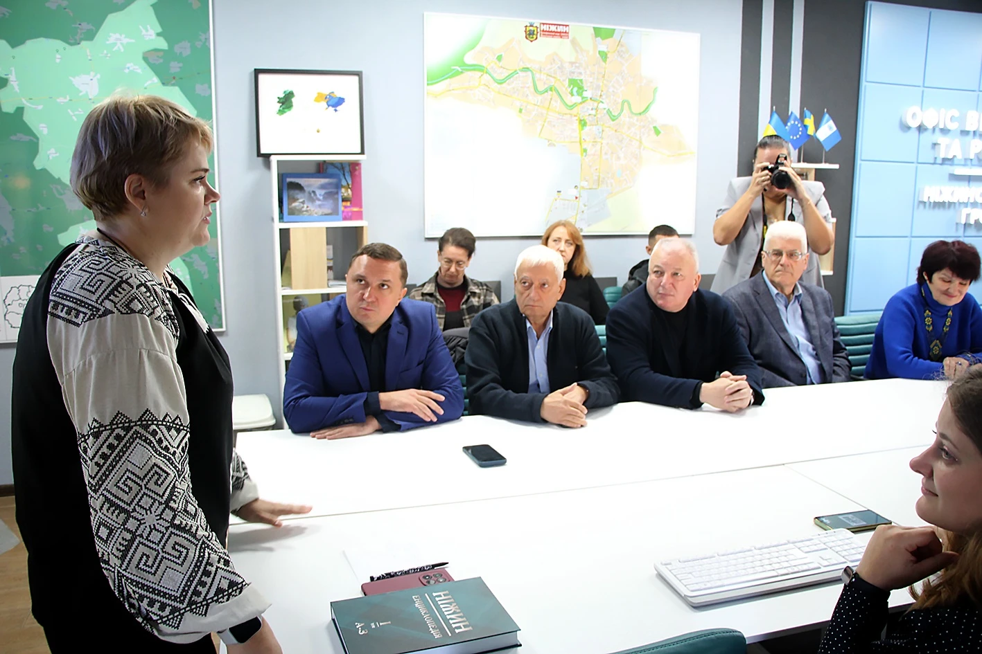 У Ніжині презентували перший том енциклопедії