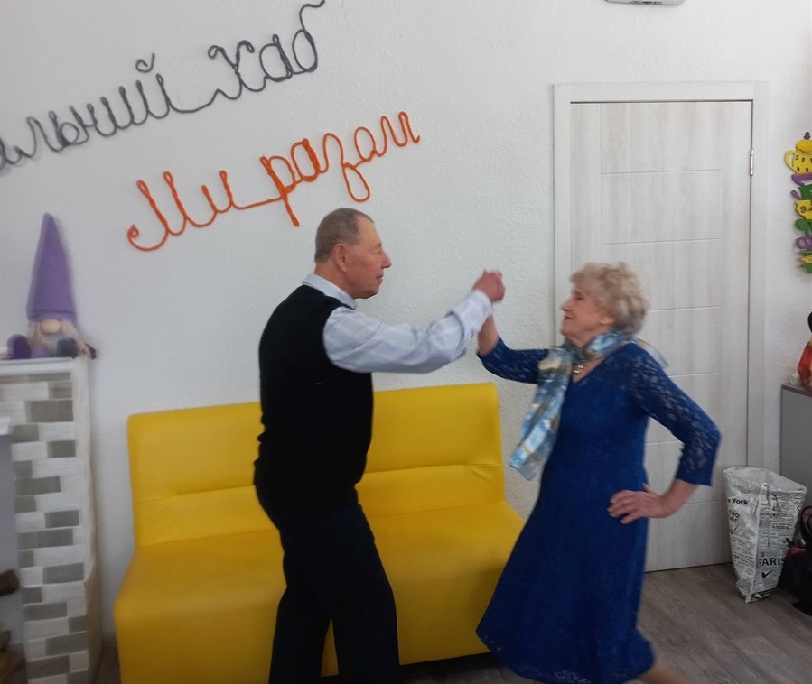 У Ніжинському терцентрі відбувся захід "Весна чарівниця"