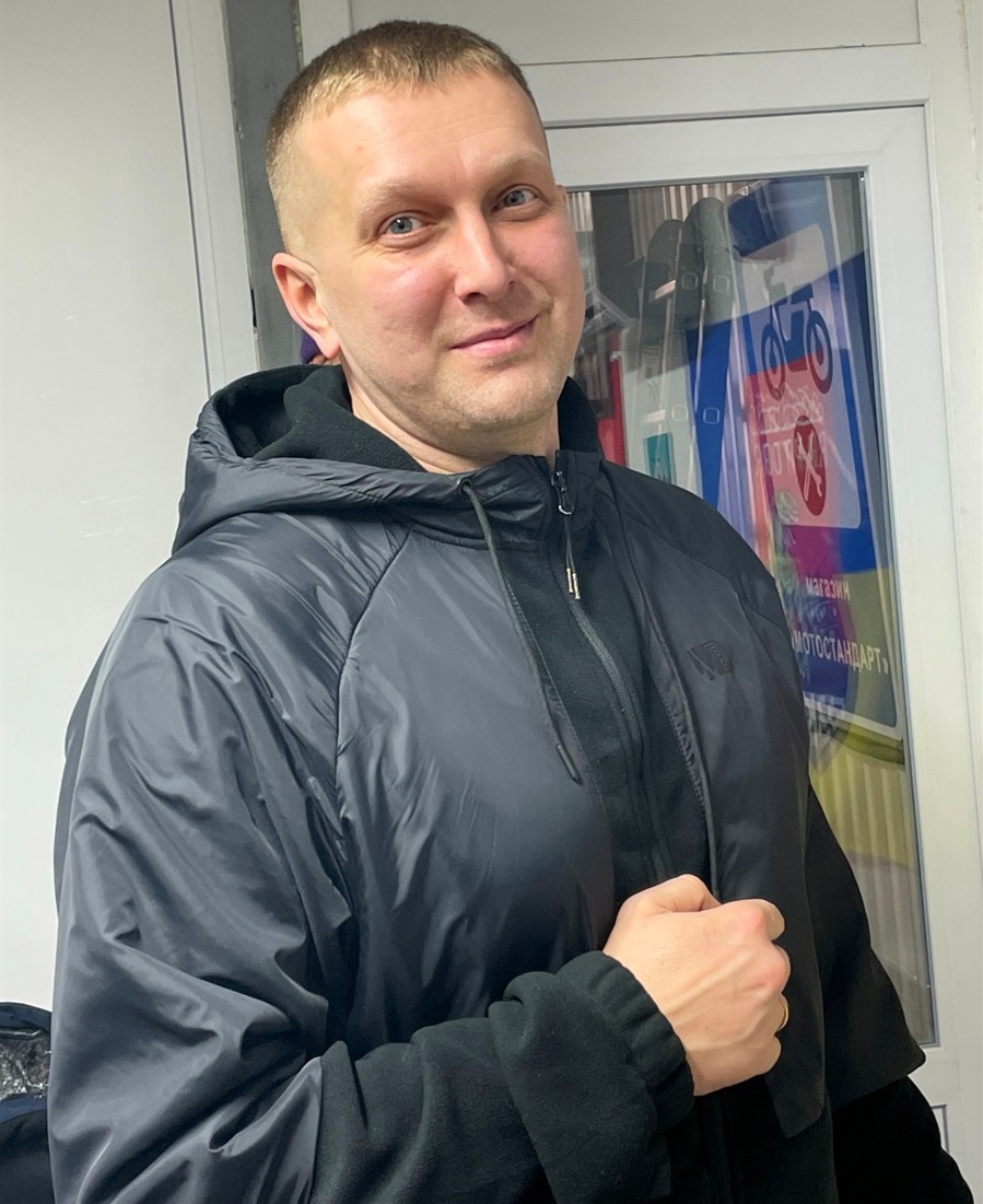 Дмитро Волик