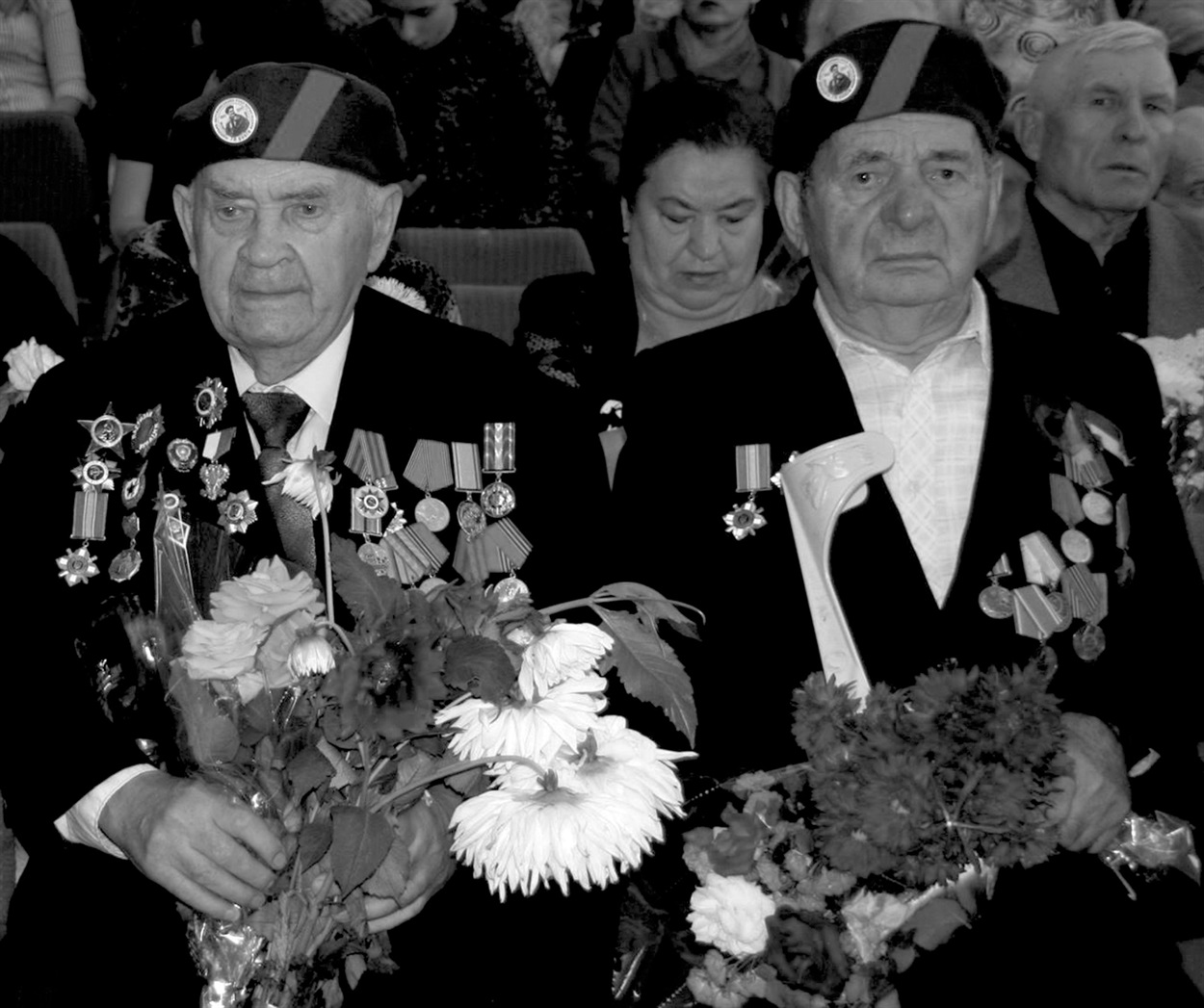 Два товариша, два побратими.