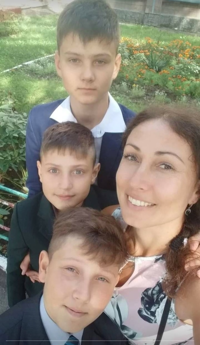 ЛІЗА ЗІ СВОЇМИ СИНОЧКАМИ