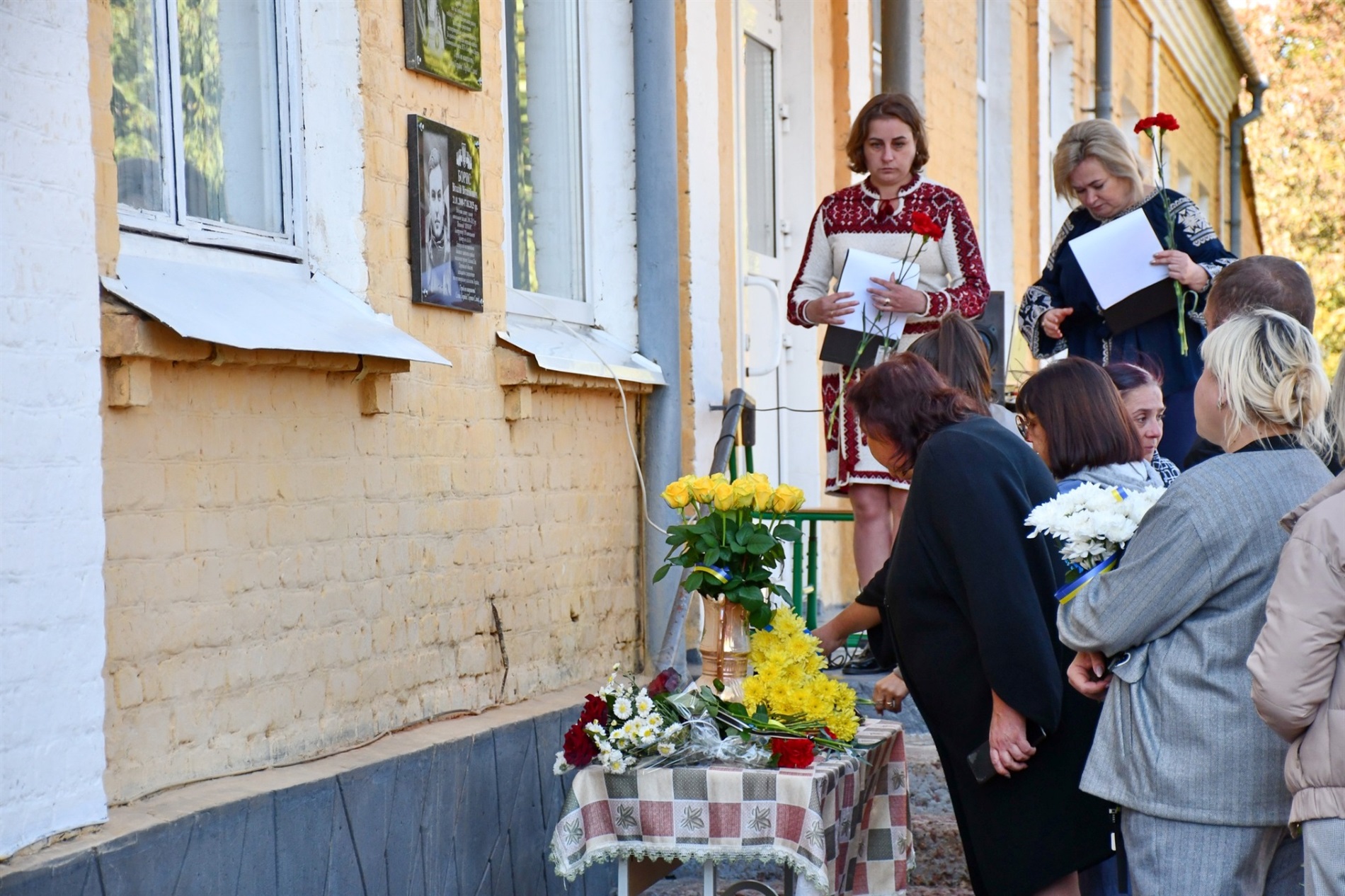 У Ніжині відкрили меморіальну дошку на честь Героя Віталія Бориса