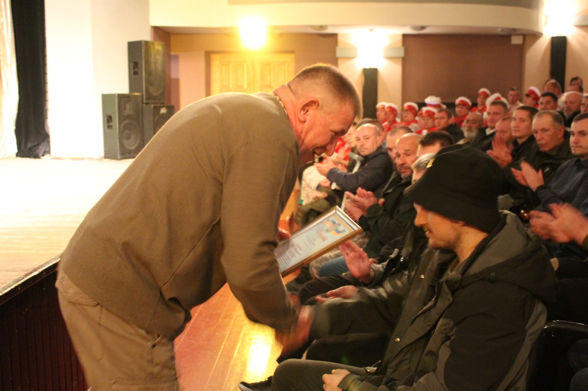 До Дня Захисників та Захисниць України у Ніжинському драматичному театрі відбулись урочисті заходи
