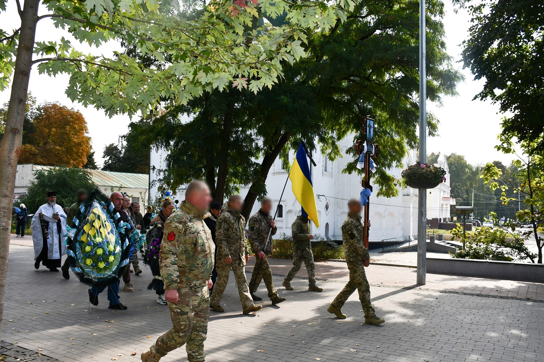 Ніжинській громаді провели в останню путь загиблого воїна Володимира Борща