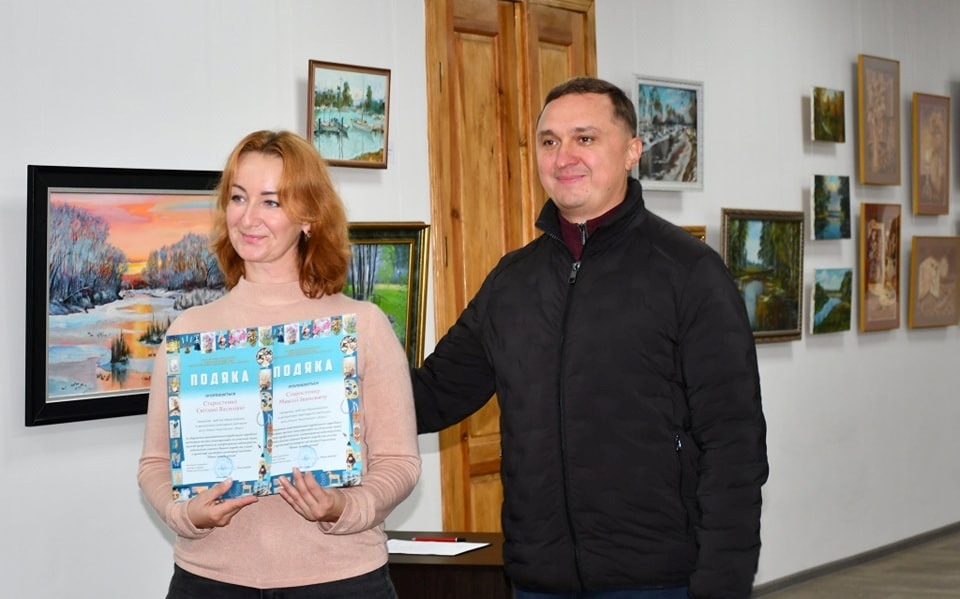 Зустрілися учасники виставки «Ніжин завжди різний». Їх нагородили