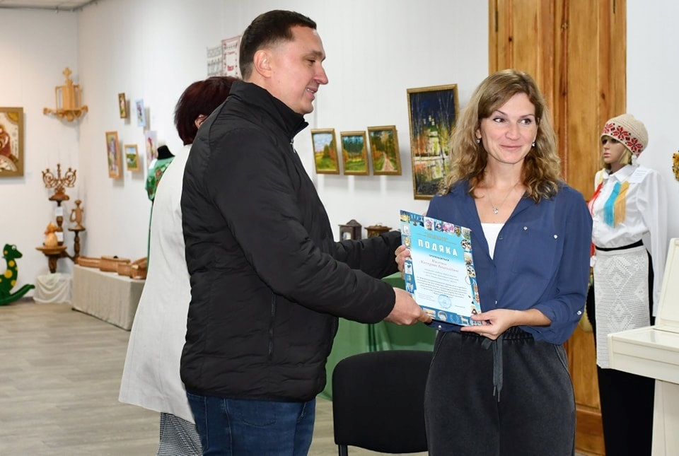 Зустрілися учасники виставки «Ніжин завжди різний». Їх нагородили