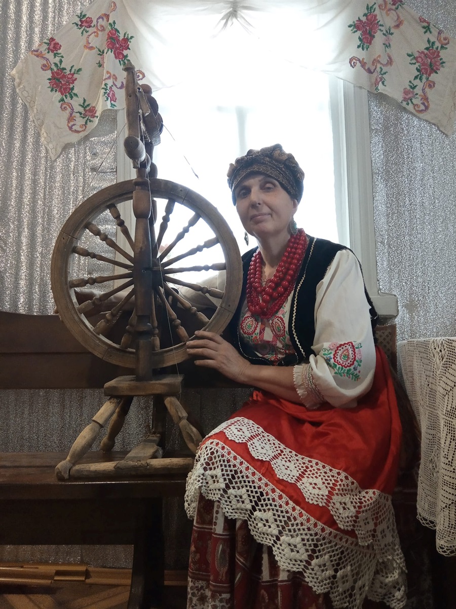 ЯК ТАЛАЛАЇВСЬКА «ХАТА-МУЗЕЙ НА ЛИПНЯКУ» НА ФЕСТИВАЛІ В ОПІШНІ ГОСТЮВАЛА