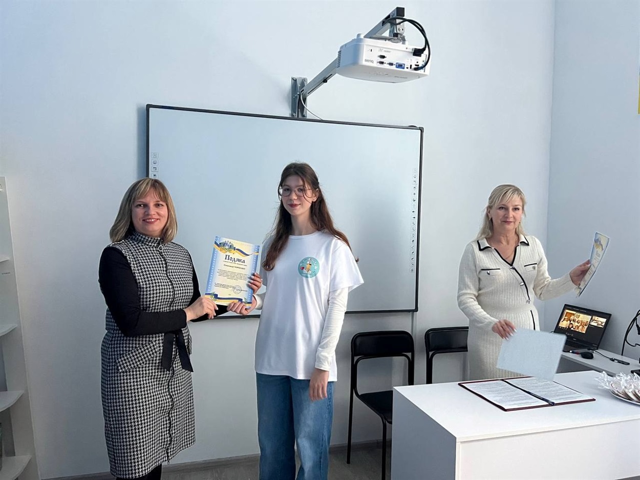 У Ніжинському медколеджі відкрили сучасний студентський простір