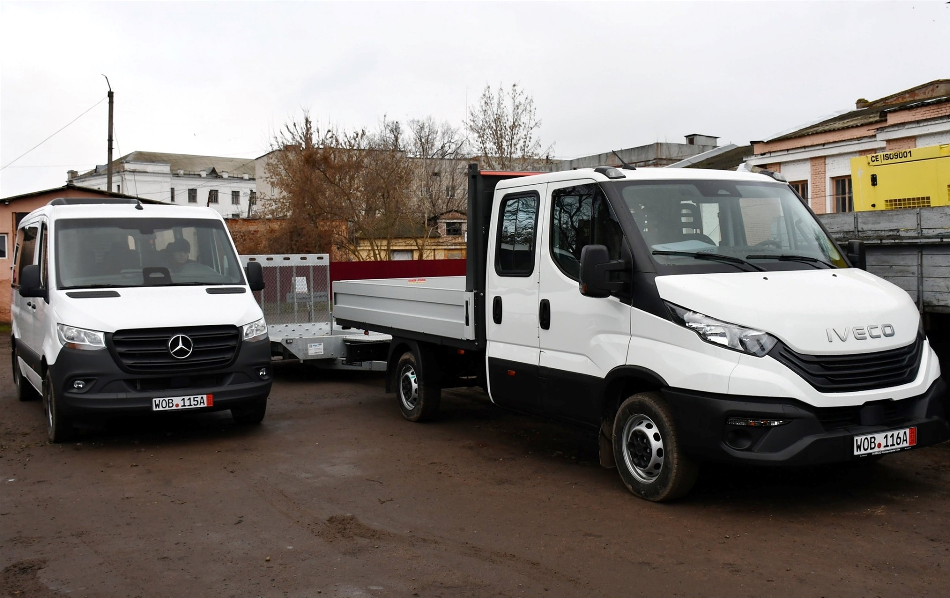 Вольфсбург, німецьке місто-побратим Ніжина, передав нашій громаді нові транспортні засоби