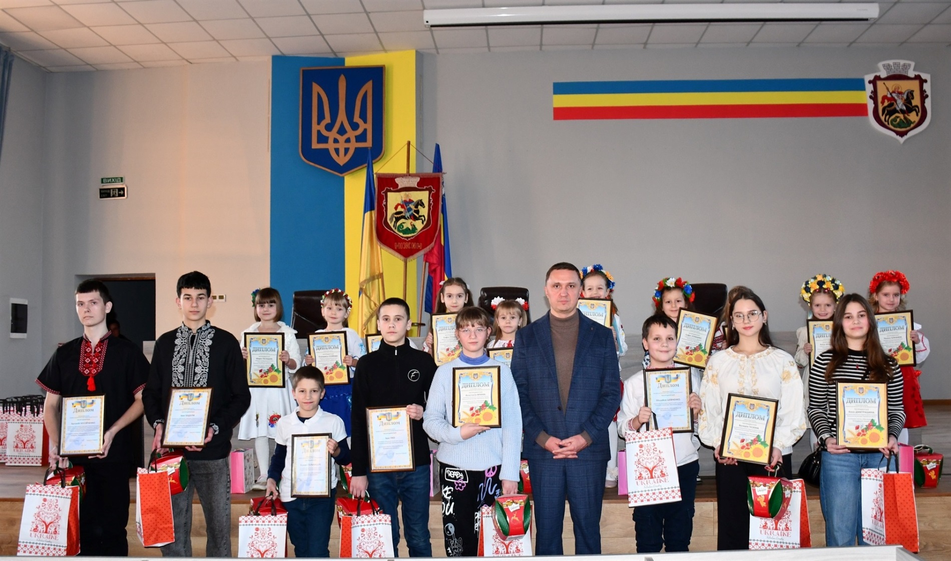 У Ніжині відзначили обдаровану молодь