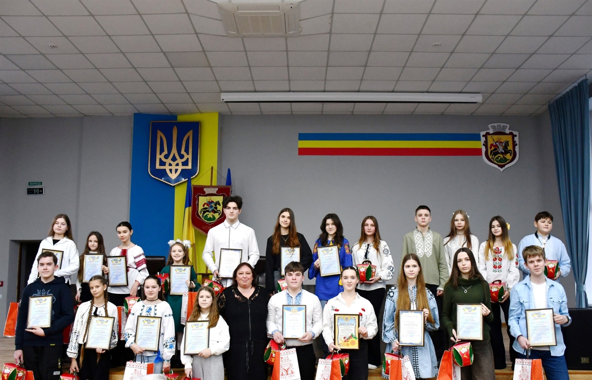 У Ніжині відзначили обдаровану молодь