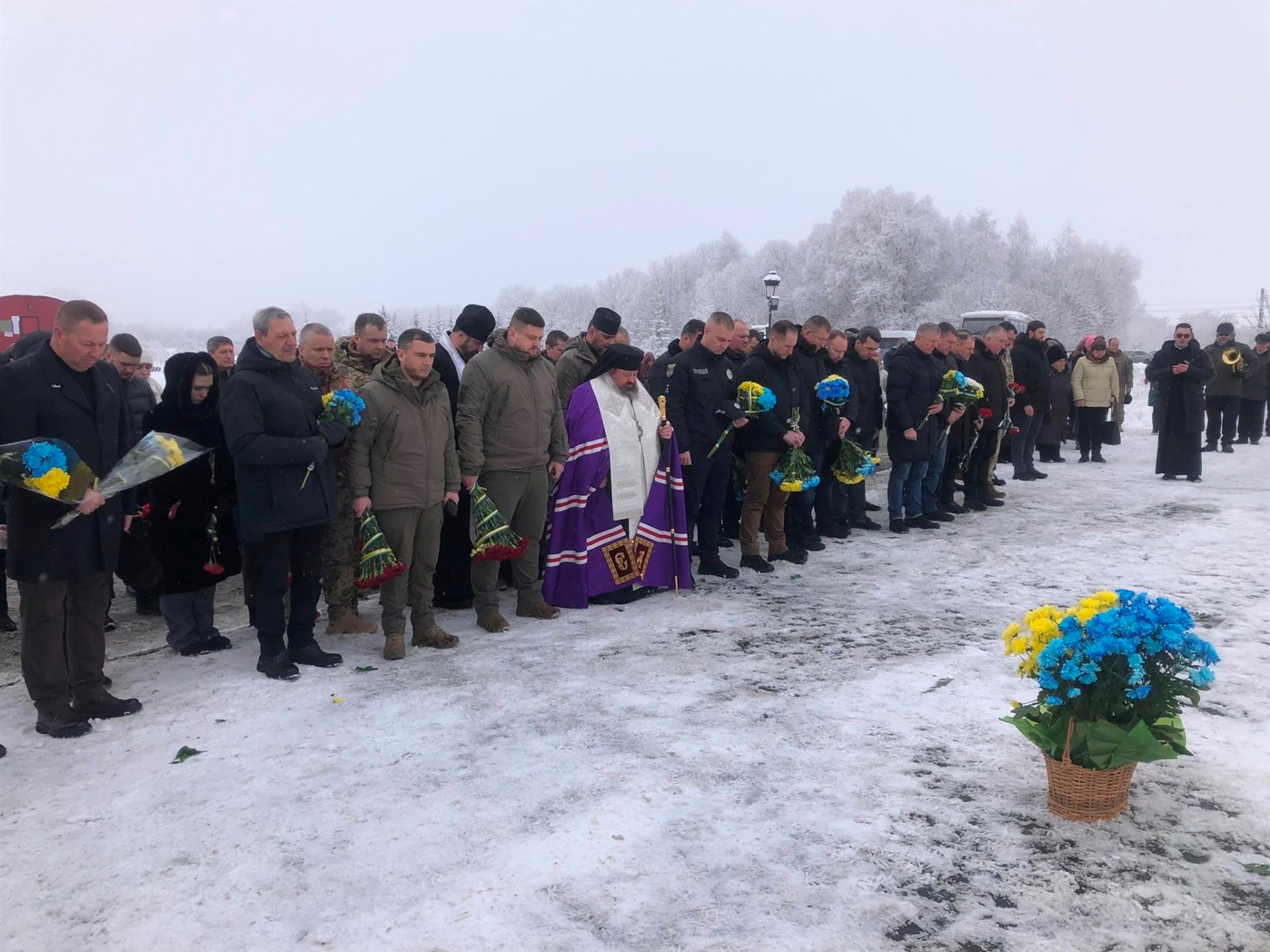 У Крутах вшанували героїв легендарного бою