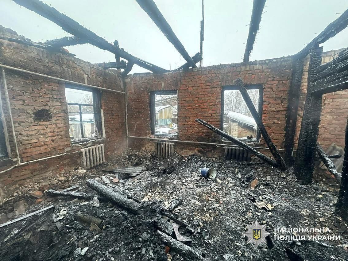 Поліція Ніжинщини розслідує обставини смертельної пожежі в Вертіївській громаді