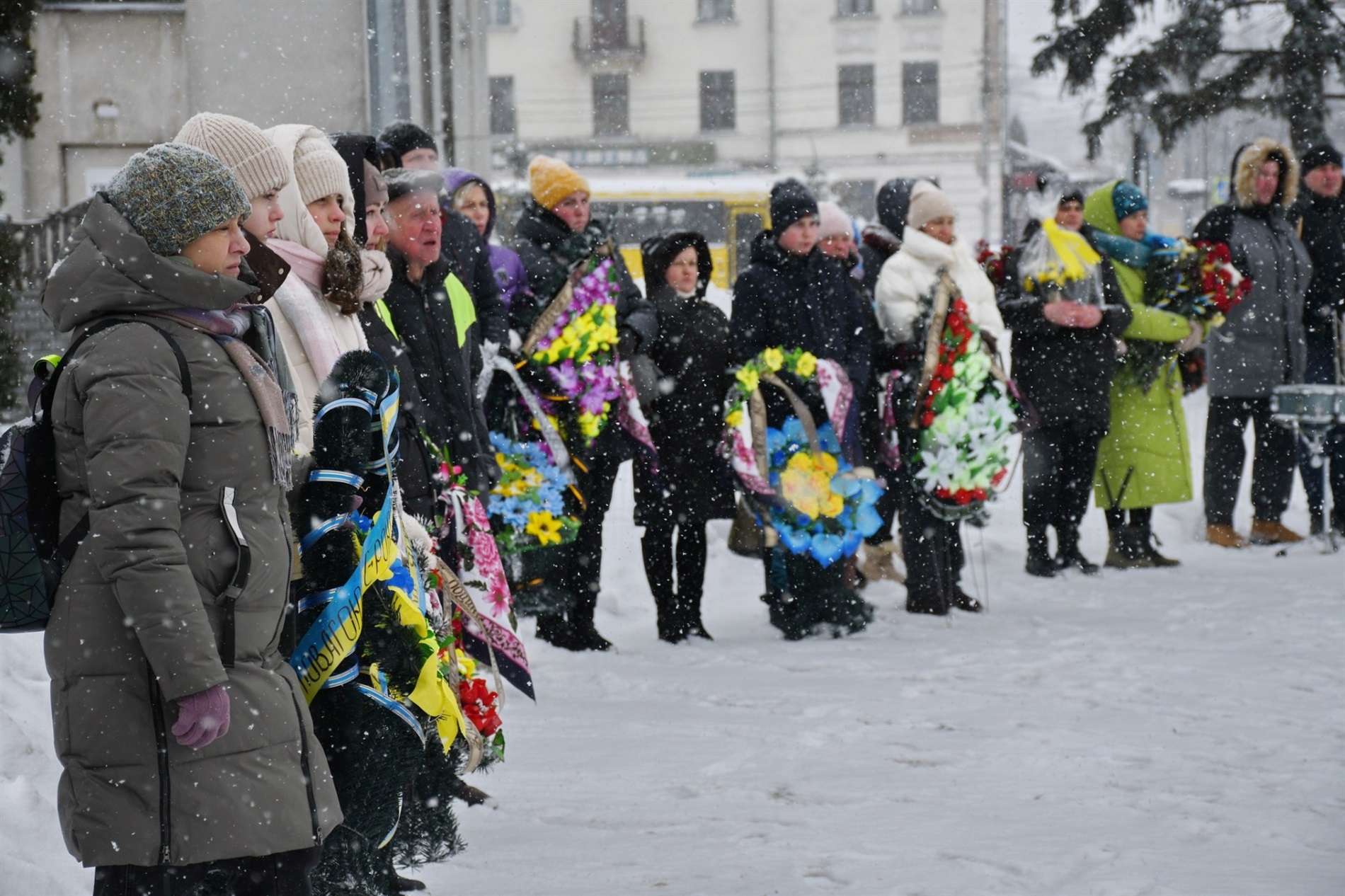 У Ніжині провели в останню путь загиблого воїна Олексія Богданова
