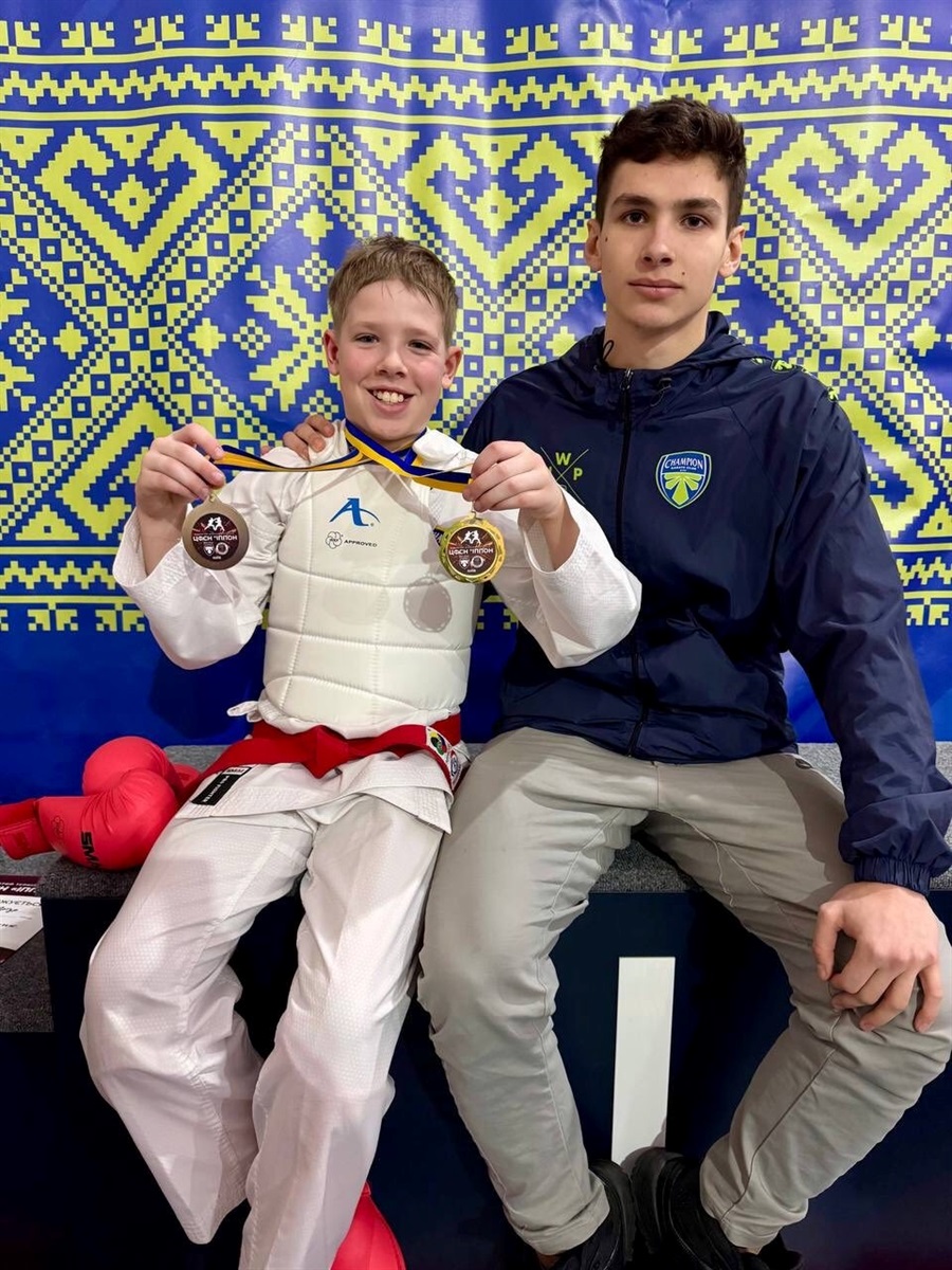 Два дні — два турніри