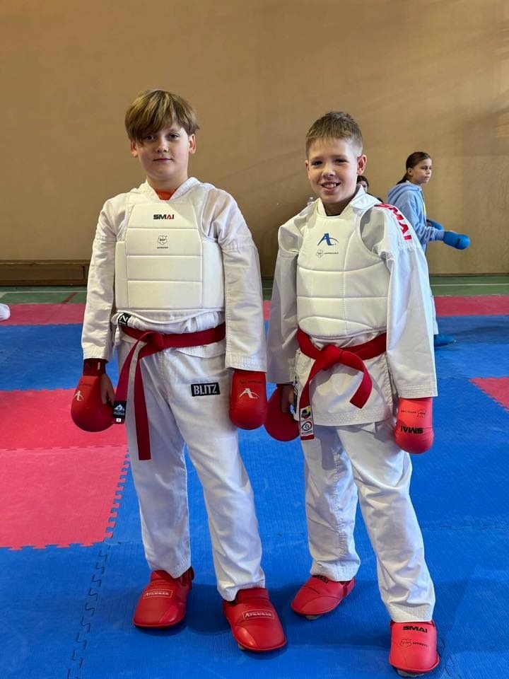 Два дні — два турніри