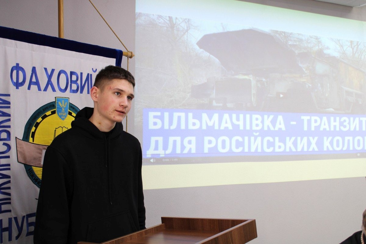 МОЛИТВА, ЩО ЄДНАЄ: СТУДЕНТИ, ВОЇНИ, ОСВІТЯНИ