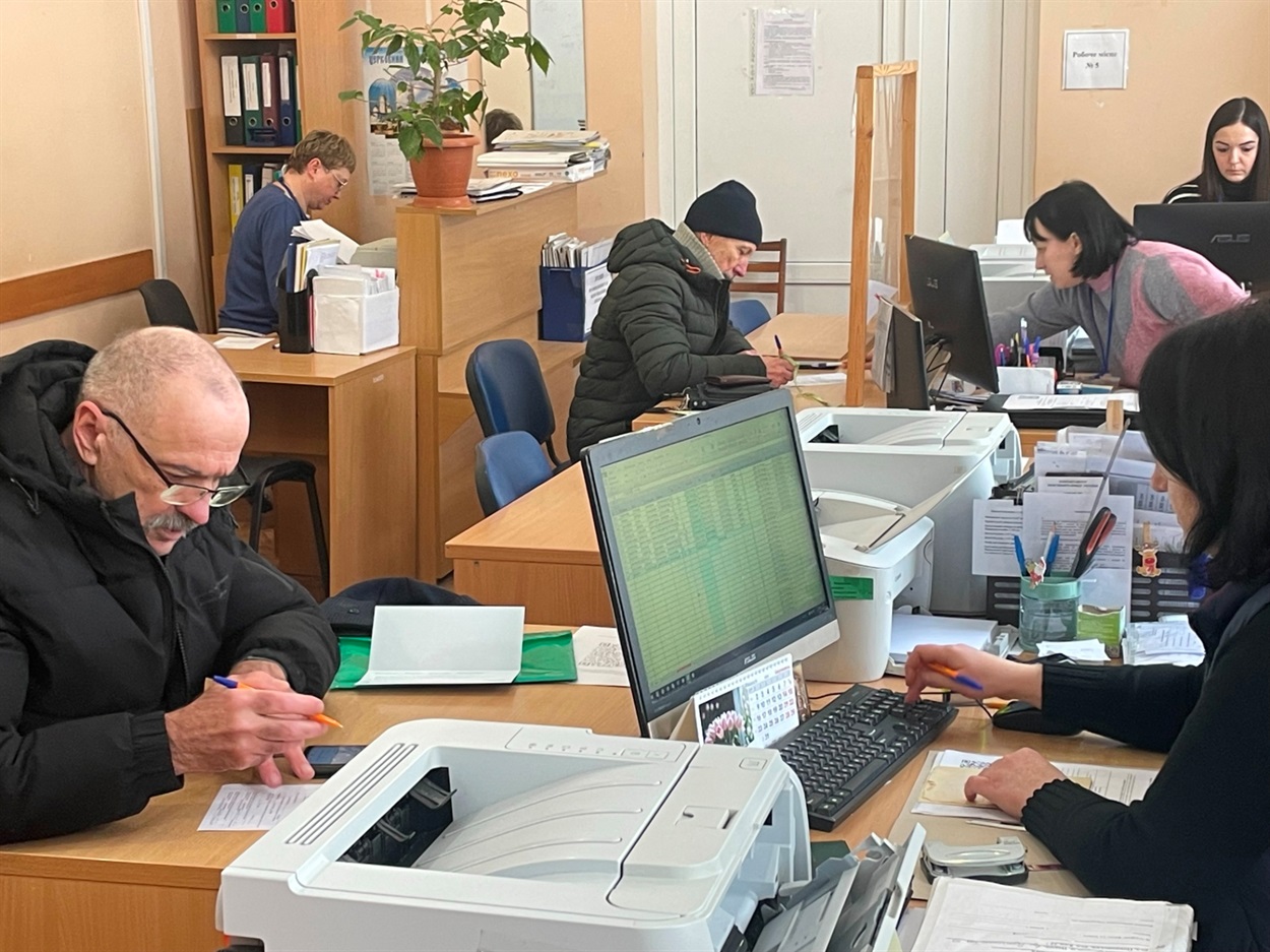 Тридцять років, сповнених турботи, віри й надії - тисячі доль, зігрітих увагою та щирістю