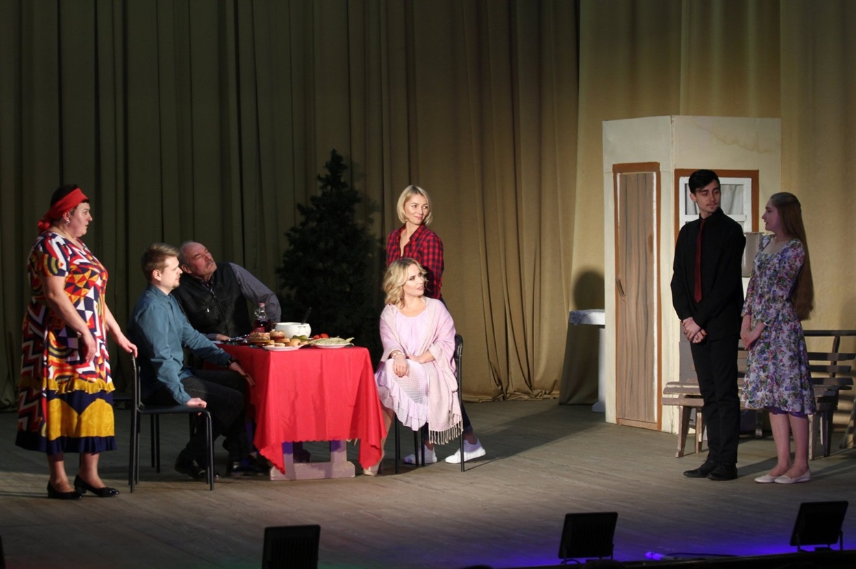 "Дикий Ангел" Олекси Коломійця на сцені Будинку культури. 2020 рік.