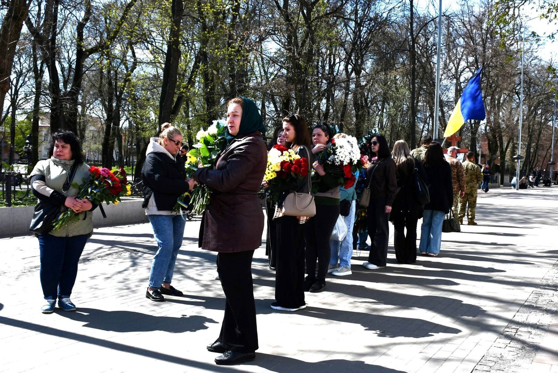 Ніжинська громада попрощалася із загиблим воїном Сергієм Дирдою