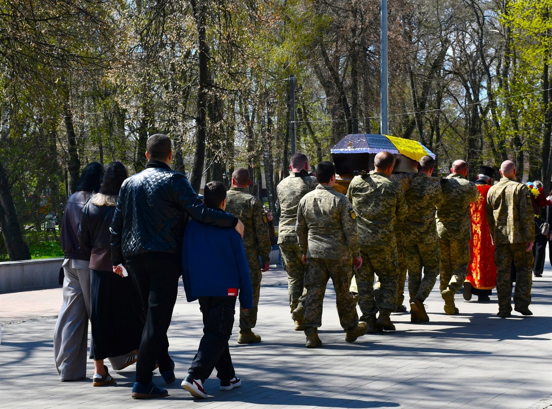 Ніжинська громада попрощалася із загиблим воїном Сергієм Дирдою