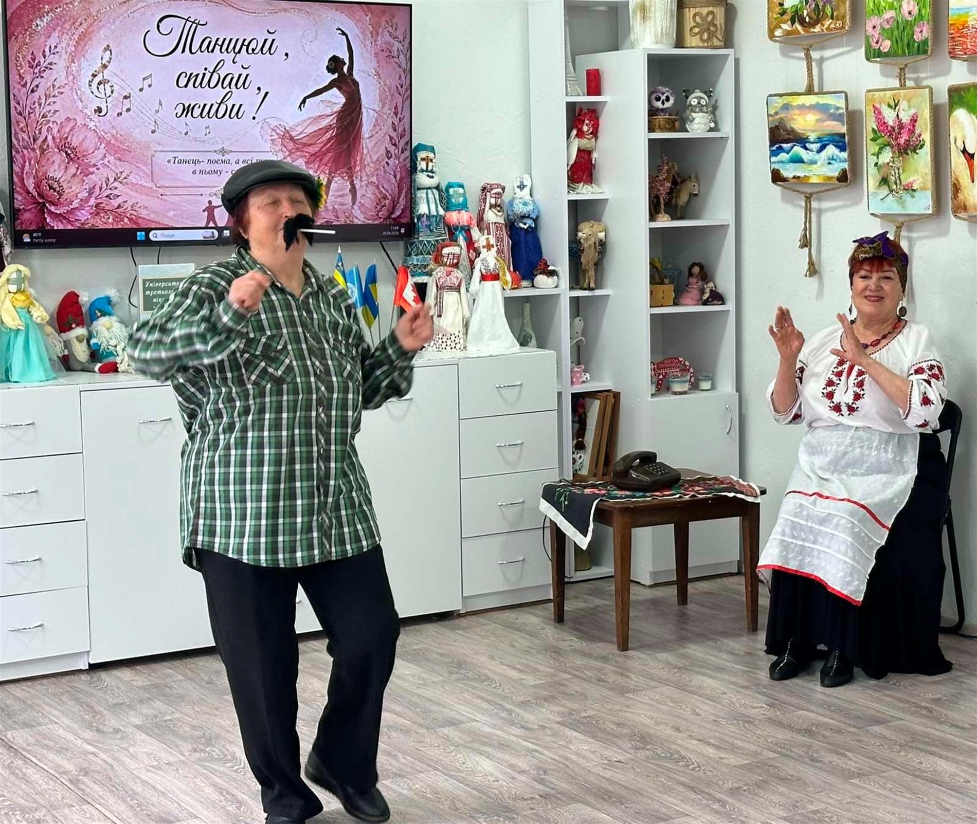 В терцентрі відбувся яскравий захід до Міжнародного дня танцю «Танцюй, співай, живи!»