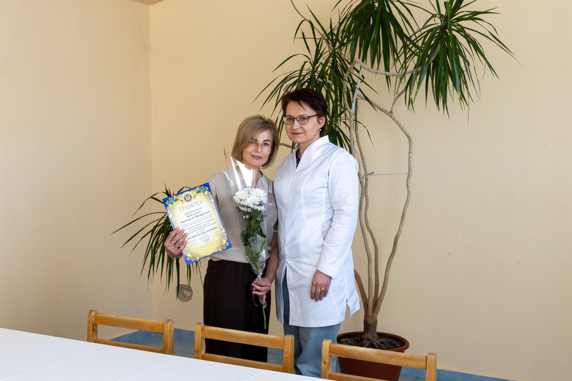 У пологовому відділенні Ніжинської міської лікарні привітали акушерок