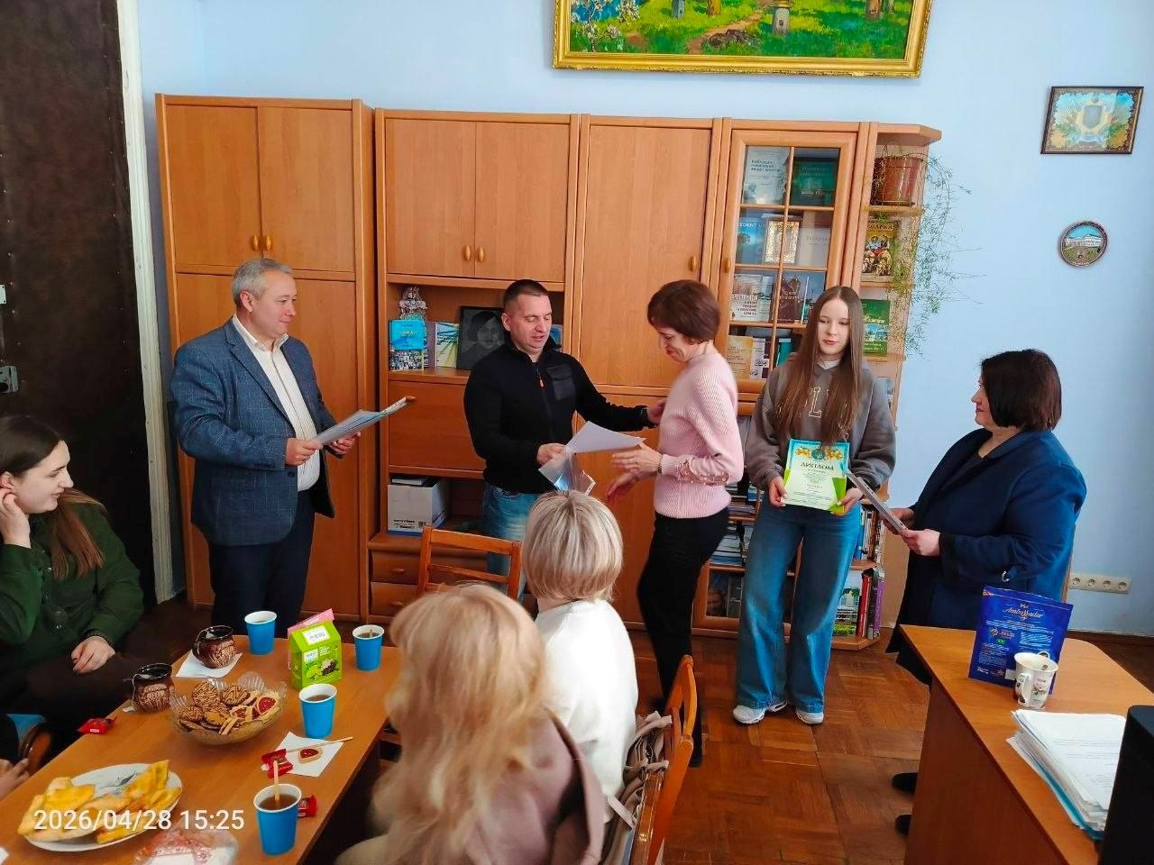 Вітаємо юних ніжинських дослідниць!