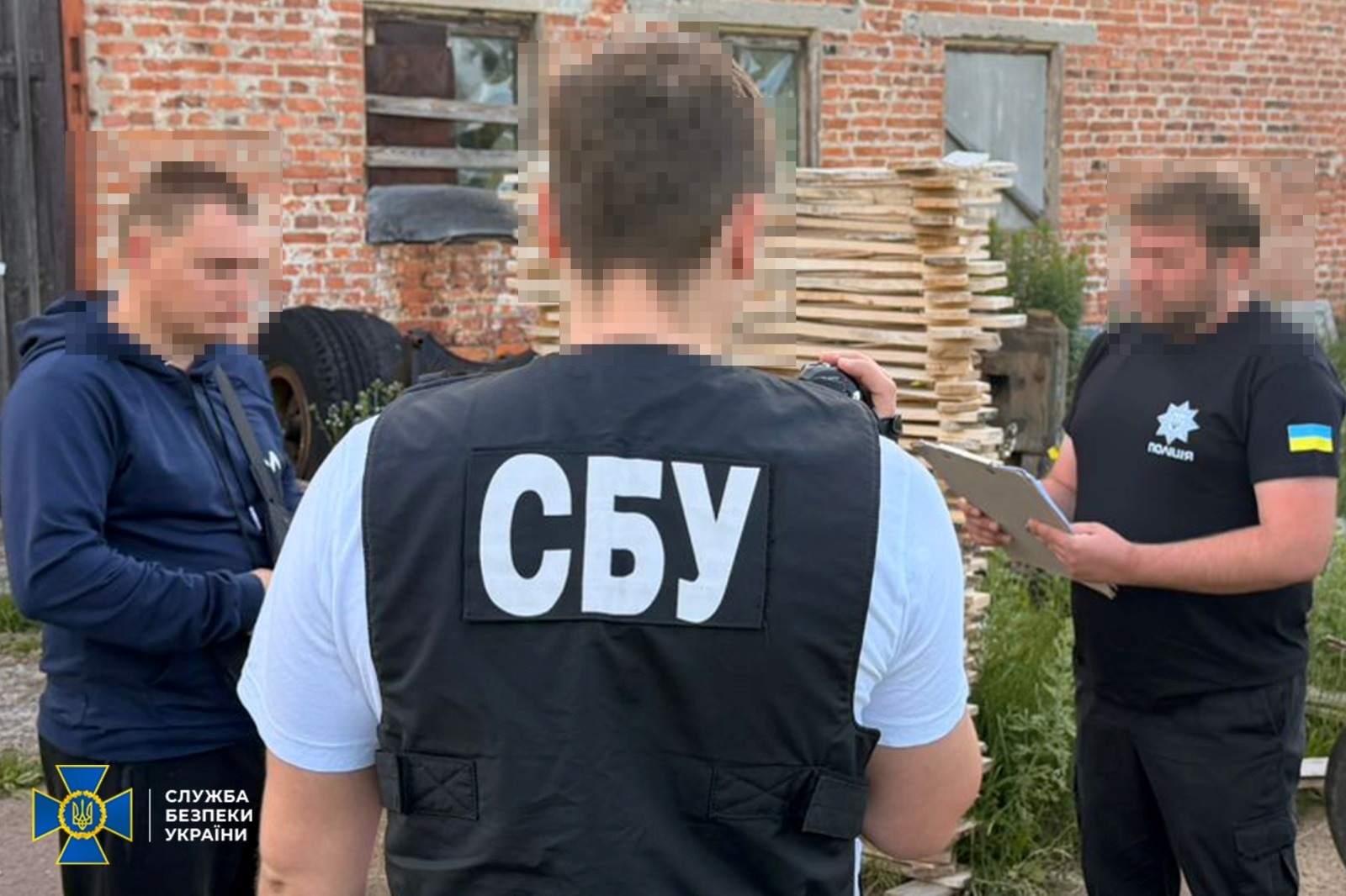 СБУ та Нацполіція викрили на Чернігівщині ділка, який привласнив понад 7 млн грн грантових коштів