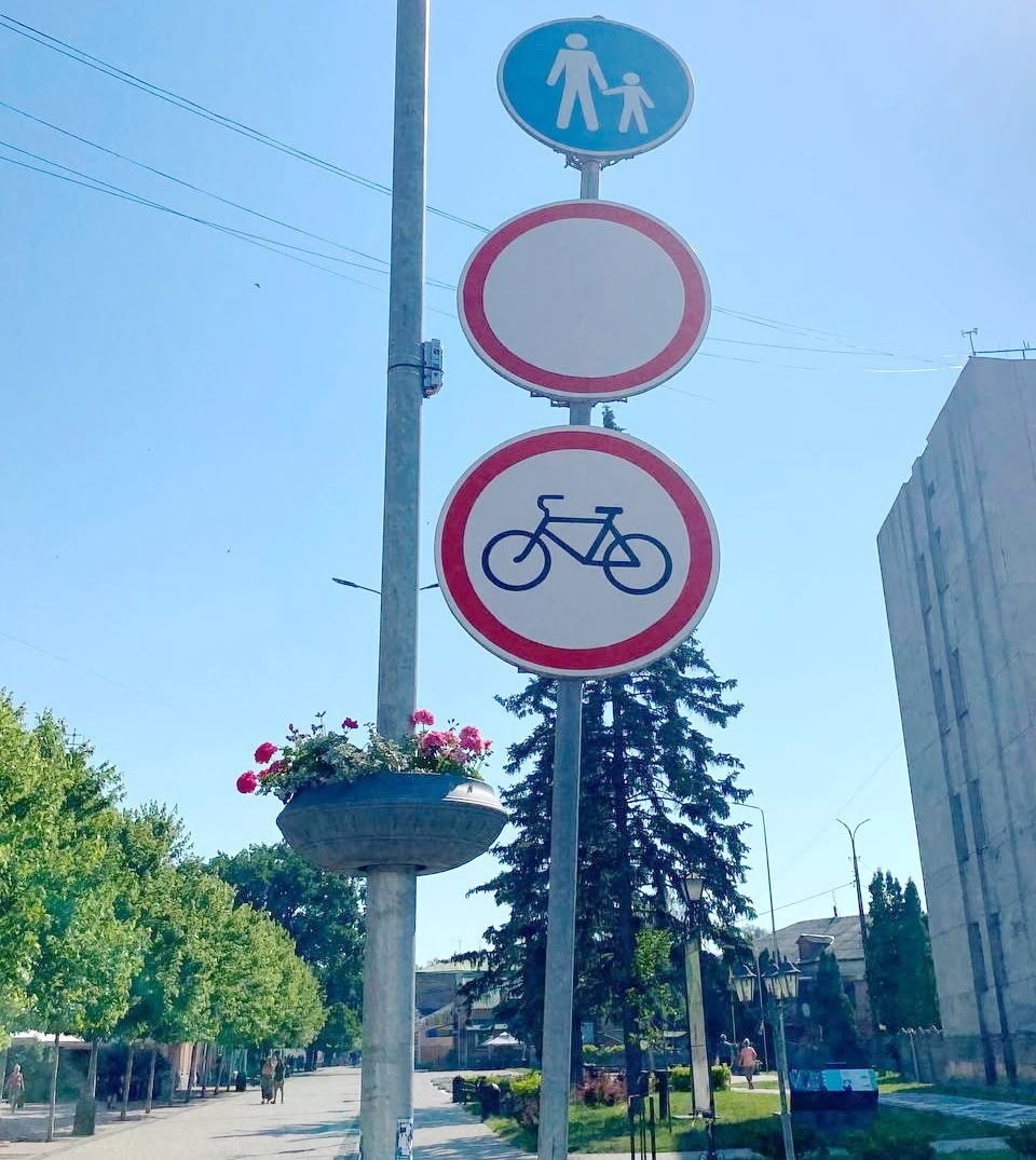На Гоголівській посилять контроль за дотриманням правил дорожнього руху