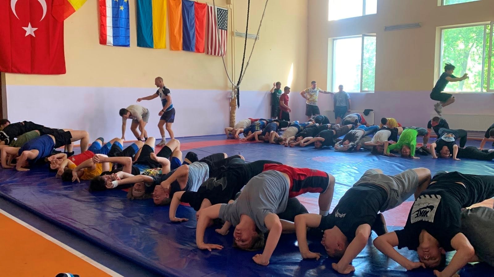 130 учасників із семи країн: борці Вертіївської громади змагалися в Молдові