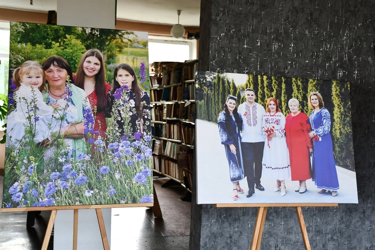 Фотовиставка «Єдність поколінь»: пам'ять, традиції, майбутнє
